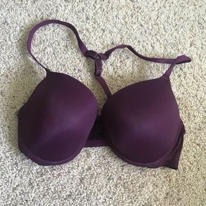 36D VS pink bra